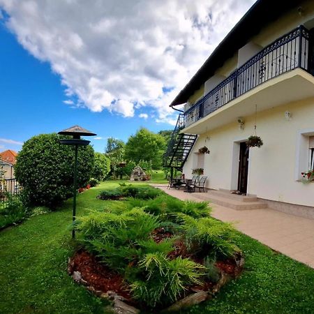 Apartments Ina Rogaska Slatina Bagian luar foto