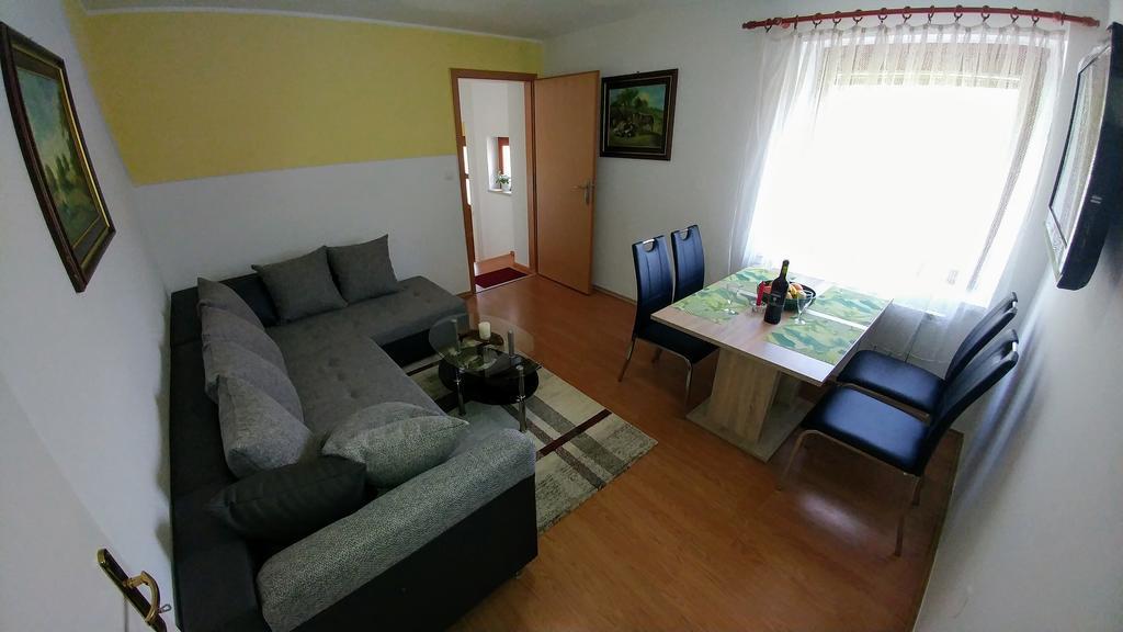 Apartments Ina Rogaska Slatina Bagian luar foto